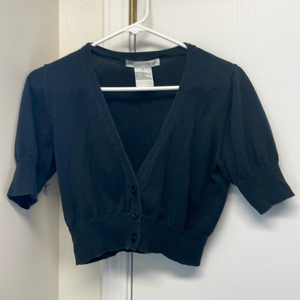 Black Short sleeve Cropped Shrug Sweater
